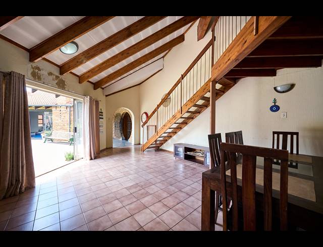 5 BEDROOM HOUSE FOR SALE IN ZWARTKOP